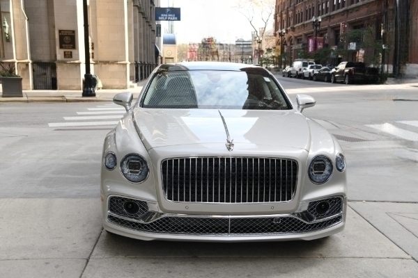 New-2022-Bentley-Flying-Spur-Hybrid-1668020496_magic